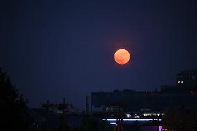 CHINA-SUPERMOON (CN)