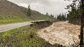 U.S.-YELLOWSTONE NATIONAL PARK-FLOODING-CLOSING