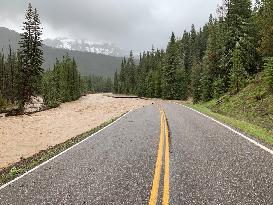 U.S.-YELLOWSTONE NATIONAL PARK-FLOODING-CLOSING