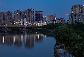 #CHINA-SUPERMOON (CN)