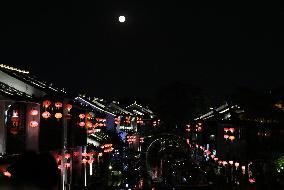 #CHINA-SUPERMOON (CN)