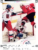 Hasek to the rescue again