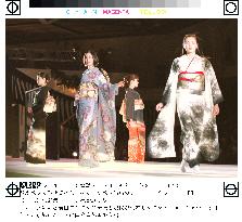 Kimono show with western opera music