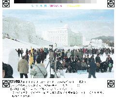 Sapporo kicks off snow festival