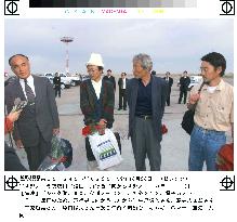 4 freed Japanese head back to Japan
