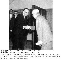 U.S., Japan trades secret notes on nuke arms in 1960