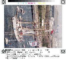 Sailing ship leaves Osaka for around-the-world voyage
