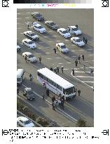 Hijacked bus stops at parking lot in Hiroshima Pref.