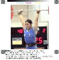 China's Sun sets world record at Asian weightlifting