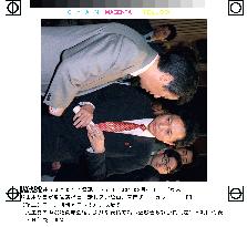 DPJ's Hatoyama, Kan talk briefly after Yamamoto quits Diet