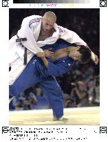 Takimoto wins gold in Olympic men's 81-kilogram judo