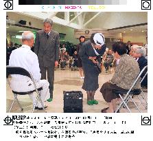 Japanese emperor, empress visit home for elderly