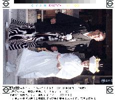 Yomiuri slugger Kiyohara celebrates marriage in Nara