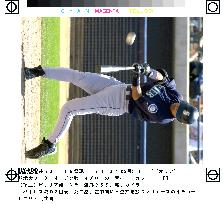 Ichiro hits triple in game against Padres