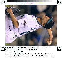 Mariners' Sasaki gets 9th save