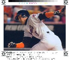 Mets Shinjo goes 2-for-3 against Padres