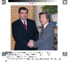 Koizumi agrees to continue supporting Tajikistan