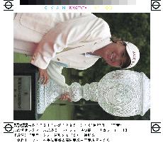 Takamura wins Kosaido Ladies Golf Cup in playoff