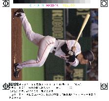 Giants' Matsui hits solo homer off Dragons' Noguchi