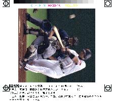Kiyohara drills 2nd of 3 homers in Yomiuri romp