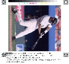 Ishii belts game-ending 2-run homer