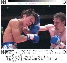 Lorcy takes WBA lightweight crown from Hatakeyama