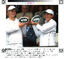 Sugiyama, Clijsters lose Wimbledon women's doubles final