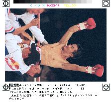 Pongsaklek TKOs Asai in WBC flyweight title match
