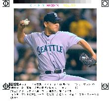 Mariners Sasaki marks 35th save