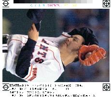 Giants starter Takahashi knocked out
