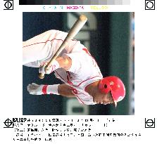 Kanemoto hits two-run double
