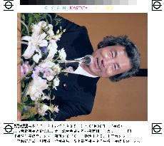 Koizumi to decide on Yasukuni visit after Fri. meeting