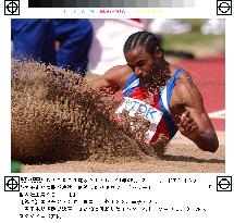 Pedroso wins men's world long jump gold