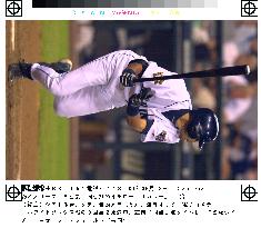 Ichiro single sparks Seattle 'sayonara' win