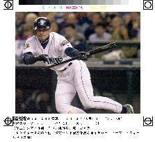 Mariners' Ichiro goes 1-for-4 against Rangers