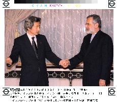 Iranian foreign minister meets with Koizumi