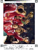 (4)Bayern beat Boca to win World Club Cup