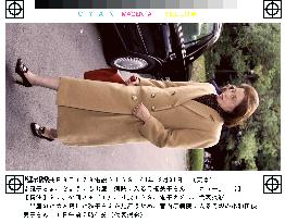 (2)Princess Masako awaits birth of 1st child in hospital