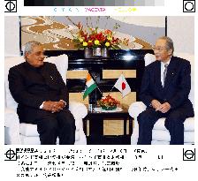 Vajpayee, Shiokawa agree to strengthen economic ties