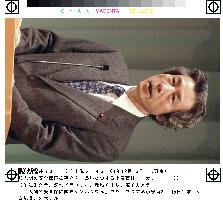 Koizumi addresses int'l symposium on human security