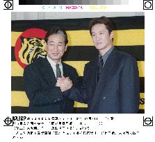 Kataoka signs with Hanshin Tigers for 1.2 bil. yen