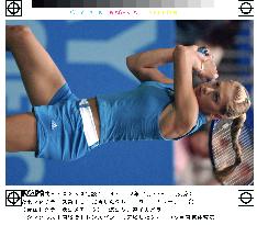 Kournikova back with a bang at Toray tennis championships