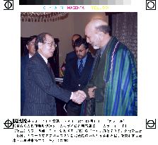 Former Japanese U.N. official Akashi meets Karzai in Kabul