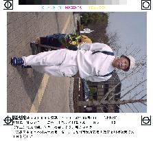 Elderly Fukuoka man sets out on 6,500-km hike around Japan