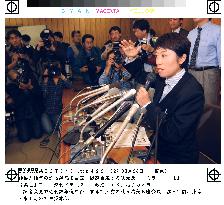 SDP's Tsujimoto denies embezzling secretary's salary