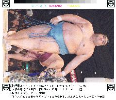 (2) Musashimaru wins 10th Emperor's Cup in spring sumo