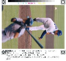 Irabu, Ichiro face each other