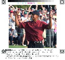 Tiger Woods wins Masters for 2nd straight year