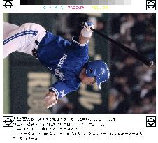 Suzuki hits solo homer off Kuwata
