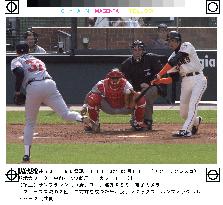 Giants' Shinjo 1-for-3 against Braves